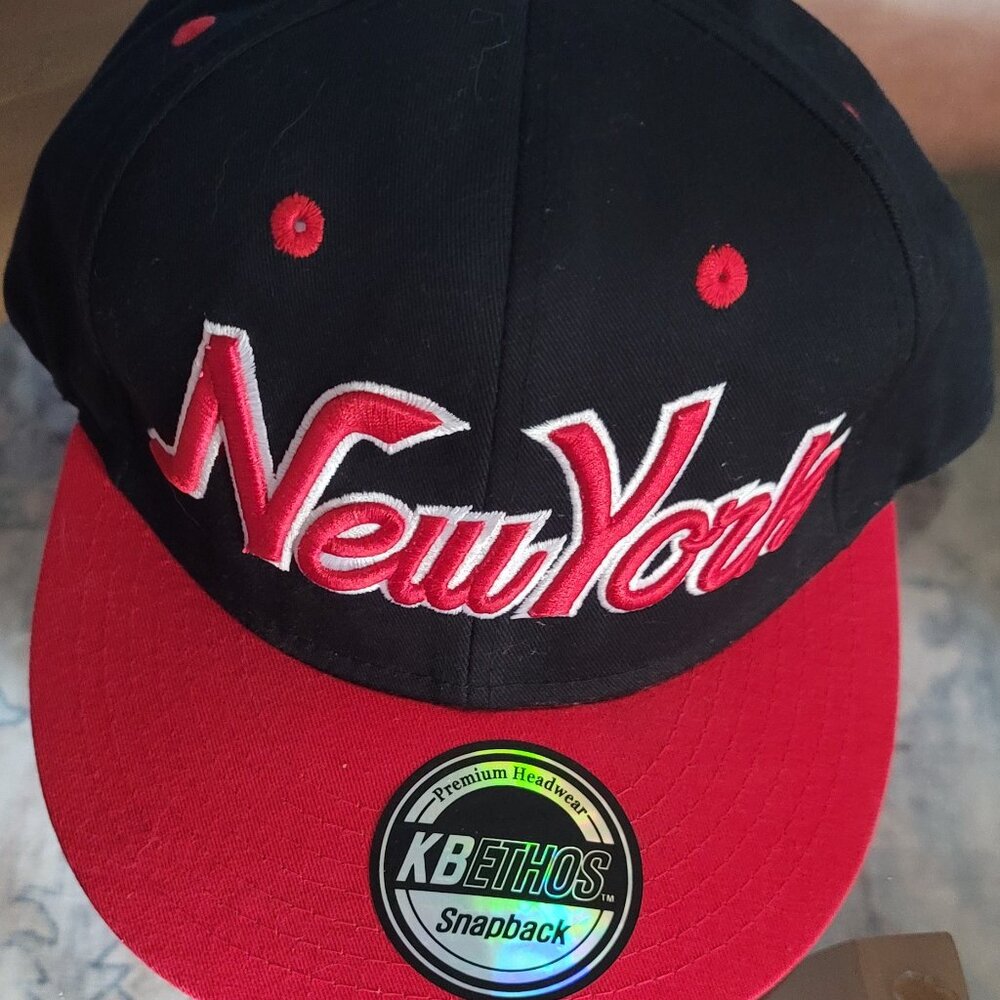 New York Ny Thick Embroidery Snapback Cap Dark Blue with Red bill